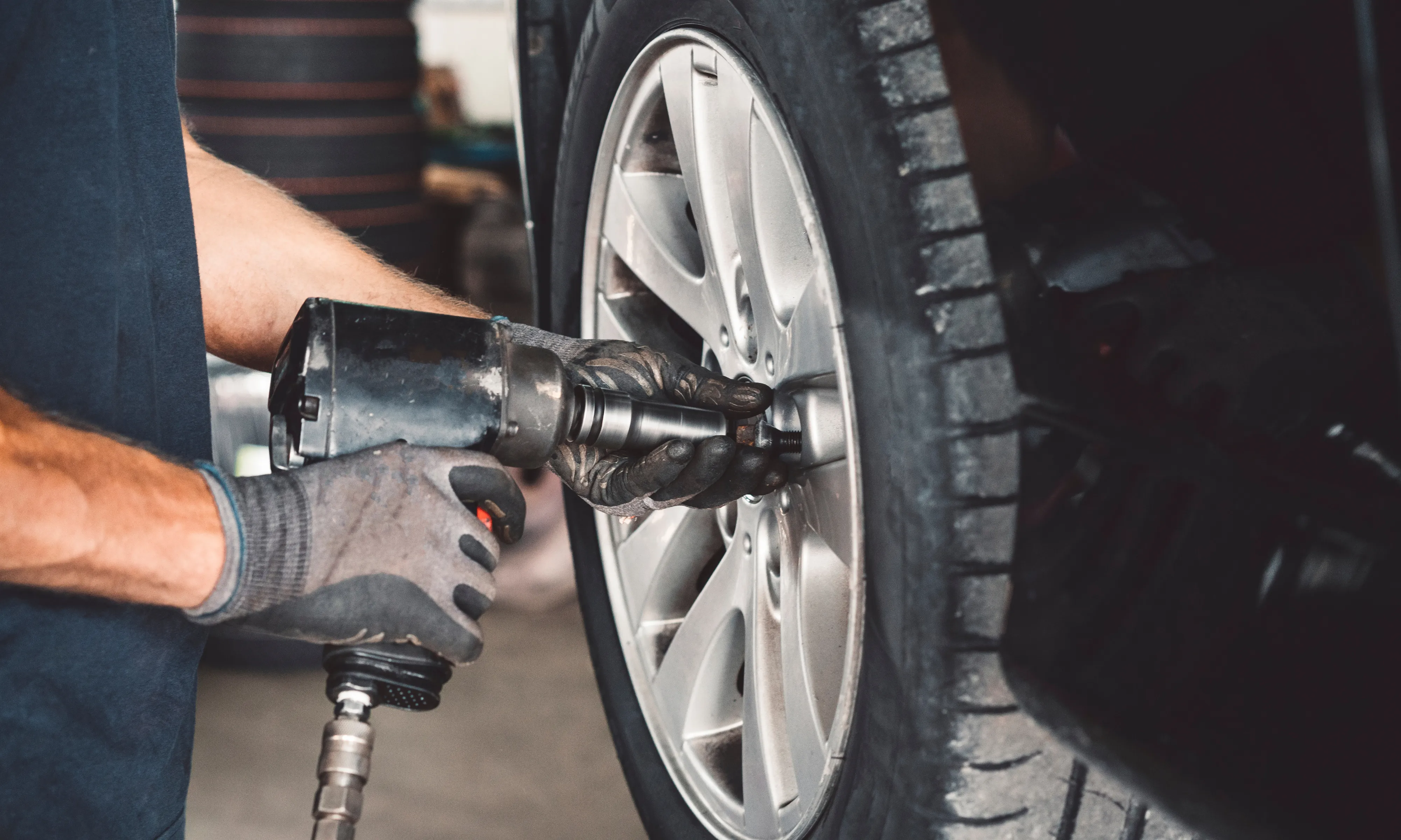 Yerinde Lastik Değişimi - Yol Yardım Hizmeti